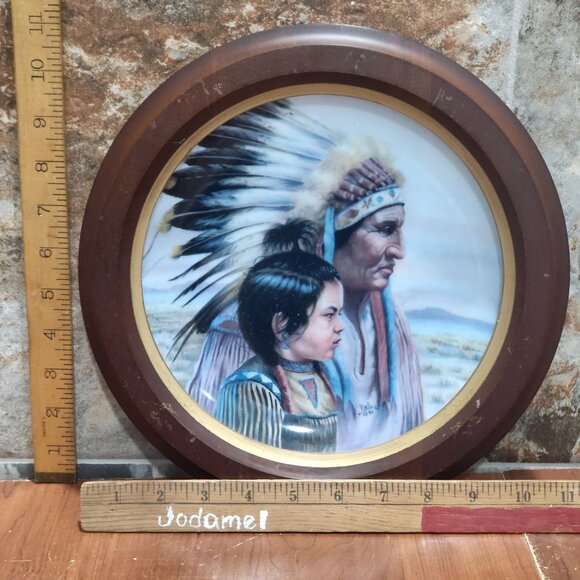 Vague Shadows The Crow Nation Decorative Collector Plate by Perillo Sixth Issue - Picture 7 of 15